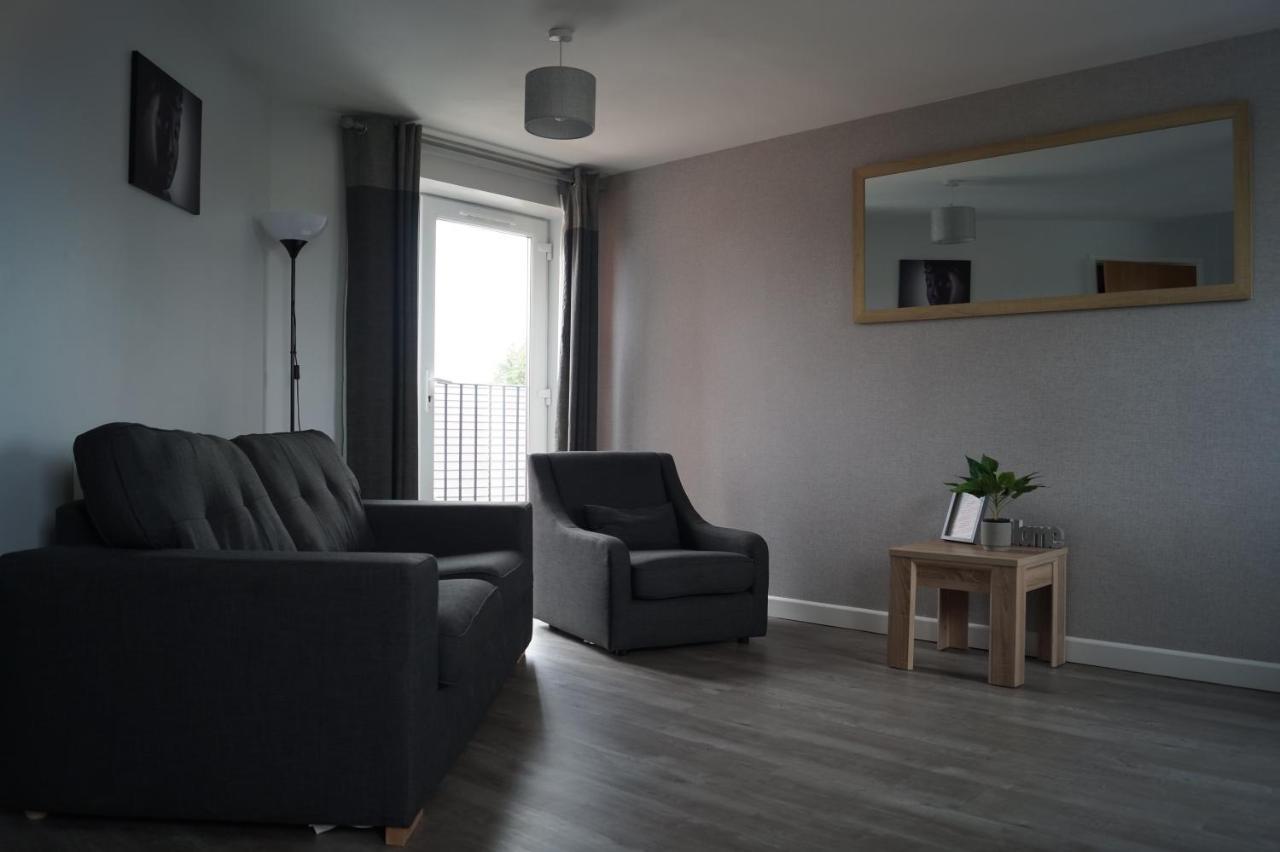 Chapel Court Apartments Cannock Ngoại thất bức ảnh