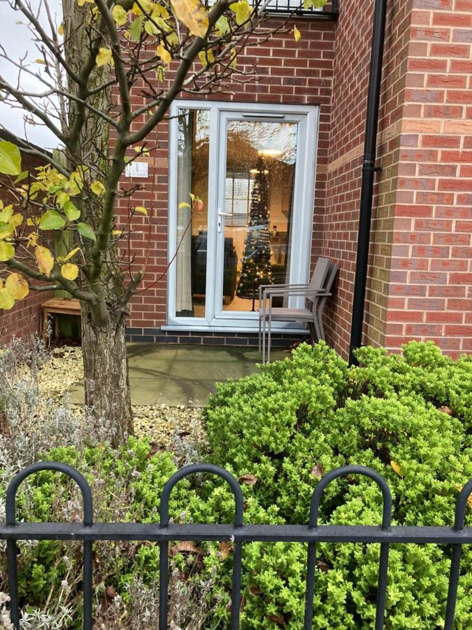 Chapel Court Apartments Cannock Ngoại thất bức ảnh