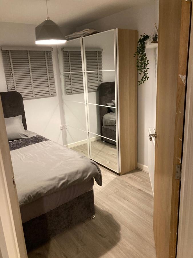 Chapel Court Apartments Cannock Ngoại thất bức ảnh