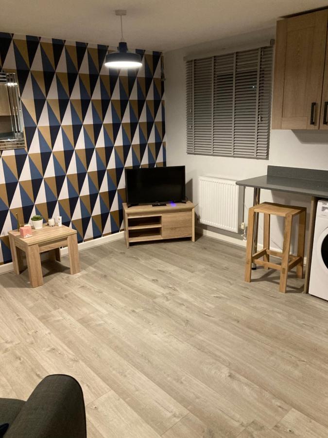 Chapel Court Apartments Cannock Ngoại thất bức ảnh
