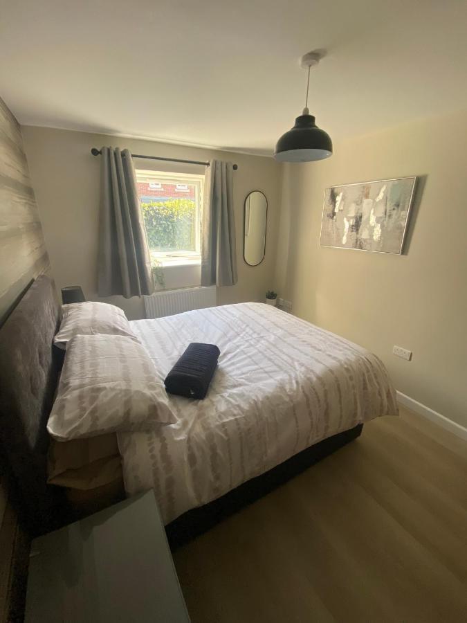 Chapel Court Apartments Cannock Ngoại thất bức ảnh