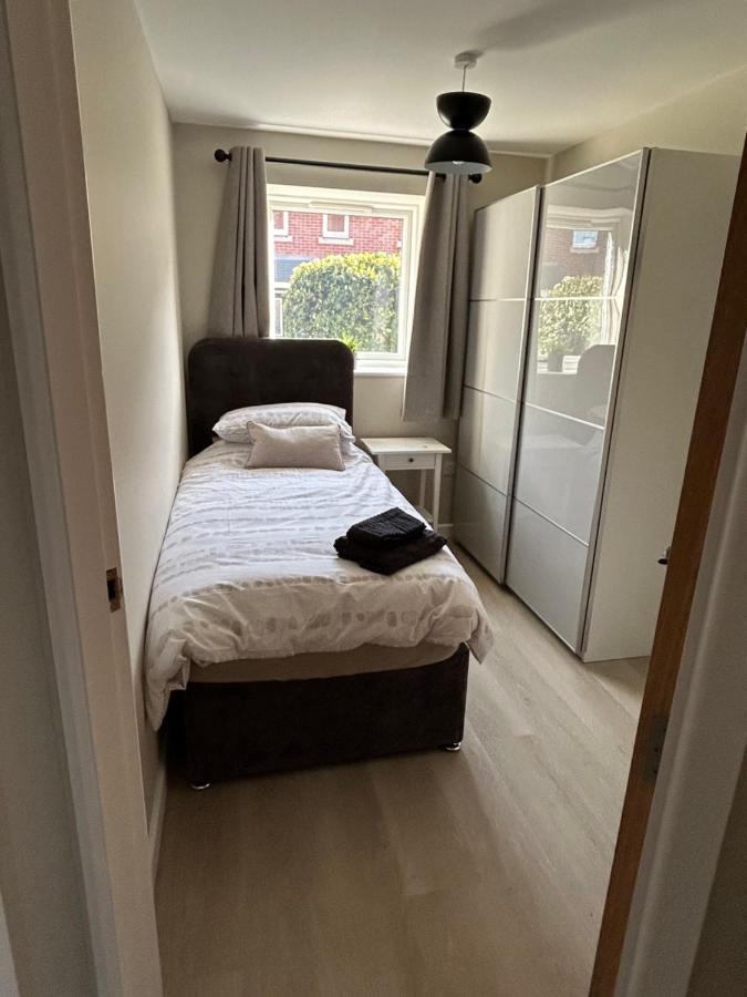 Chapel Court Apartments Cannock Ngoại thất bức ảnh