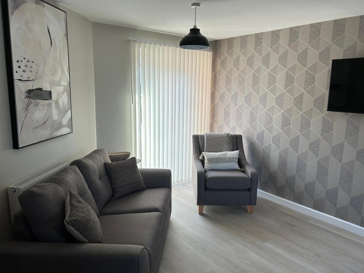 Chapel Court Apartments Cannock Ngoại thất bức ảnh